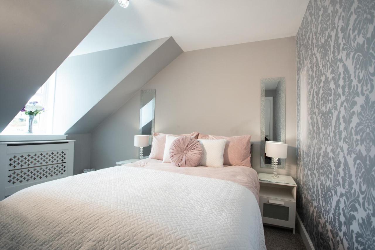 4 Private Bedroom House With 3 Parking Spaces Free Perth Eksteriør billede