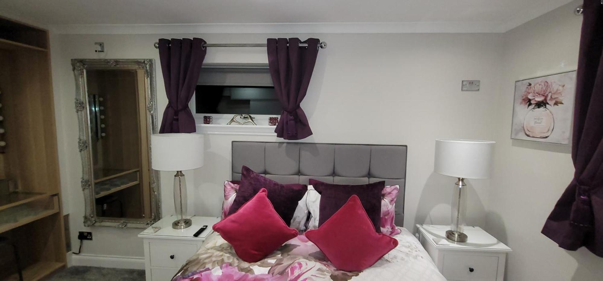 4 Private Bedroom House With 3 Parking Spaces Free Perth Eksteriør billede